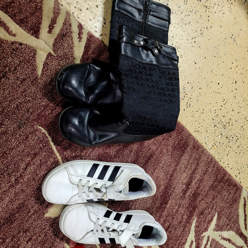 Bundle of big girls shoes